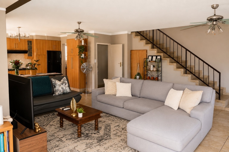 3 Bedroom Property for Sale in Flamwood North West